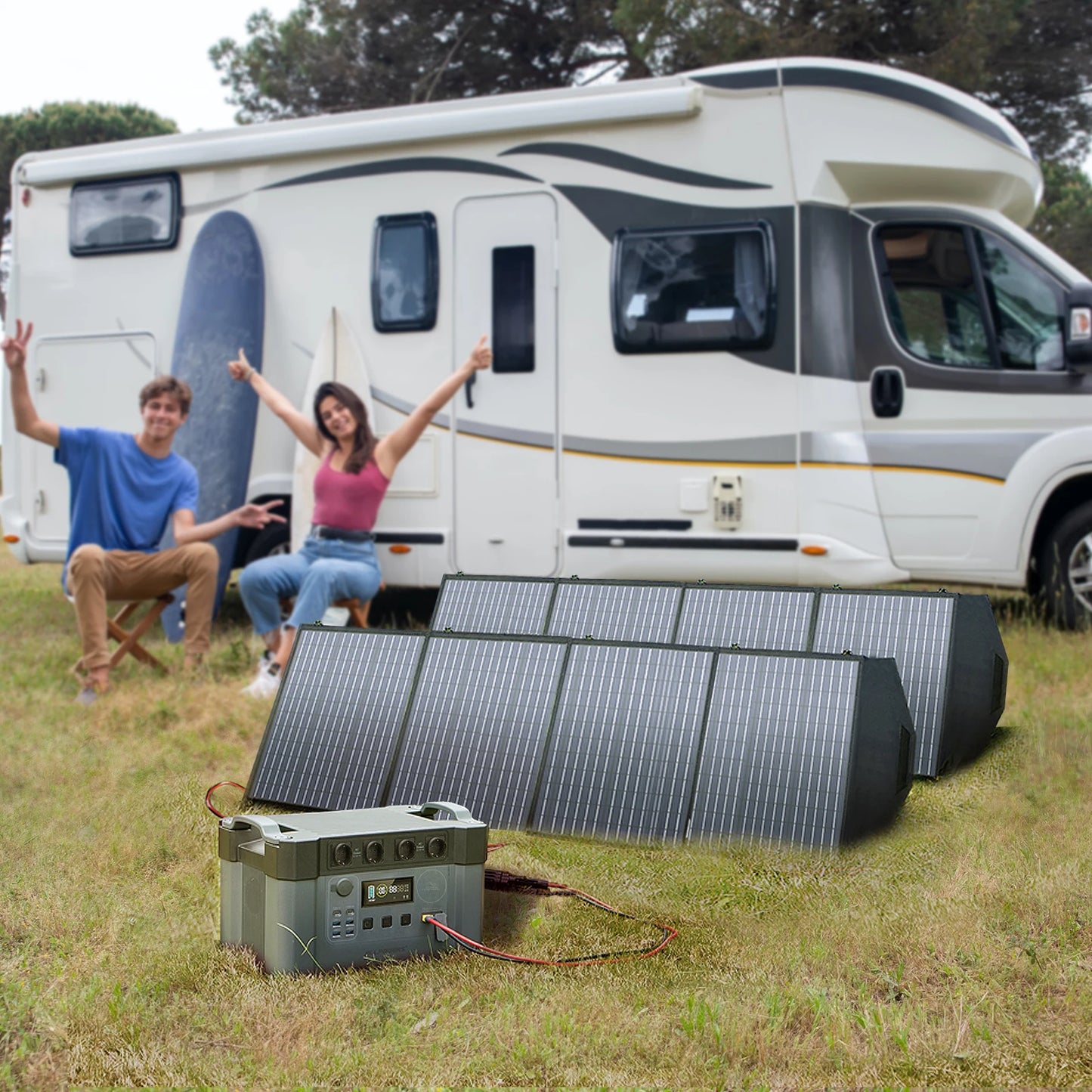 Portable Energy Storage Power Supply 1451Wh 2400W Emergency Backup Powerstation with 140W / 200W / 400W Solarpanel